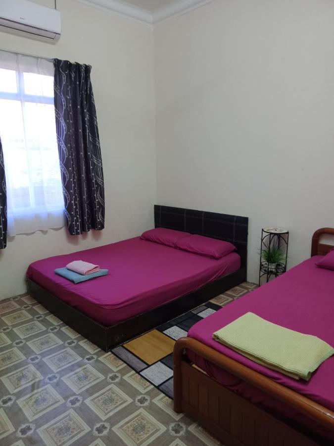 Homestay Tok Abah Kuala Besut Exterior foto