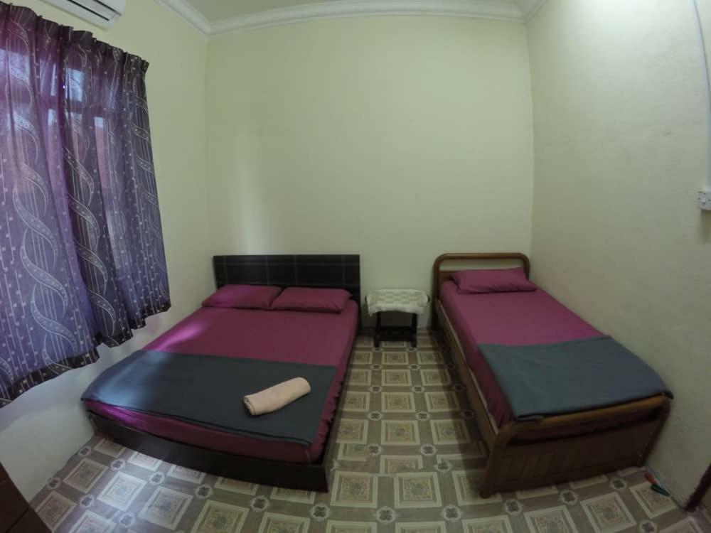 Homestay Tok Abah Kuala Besut Exterior foto