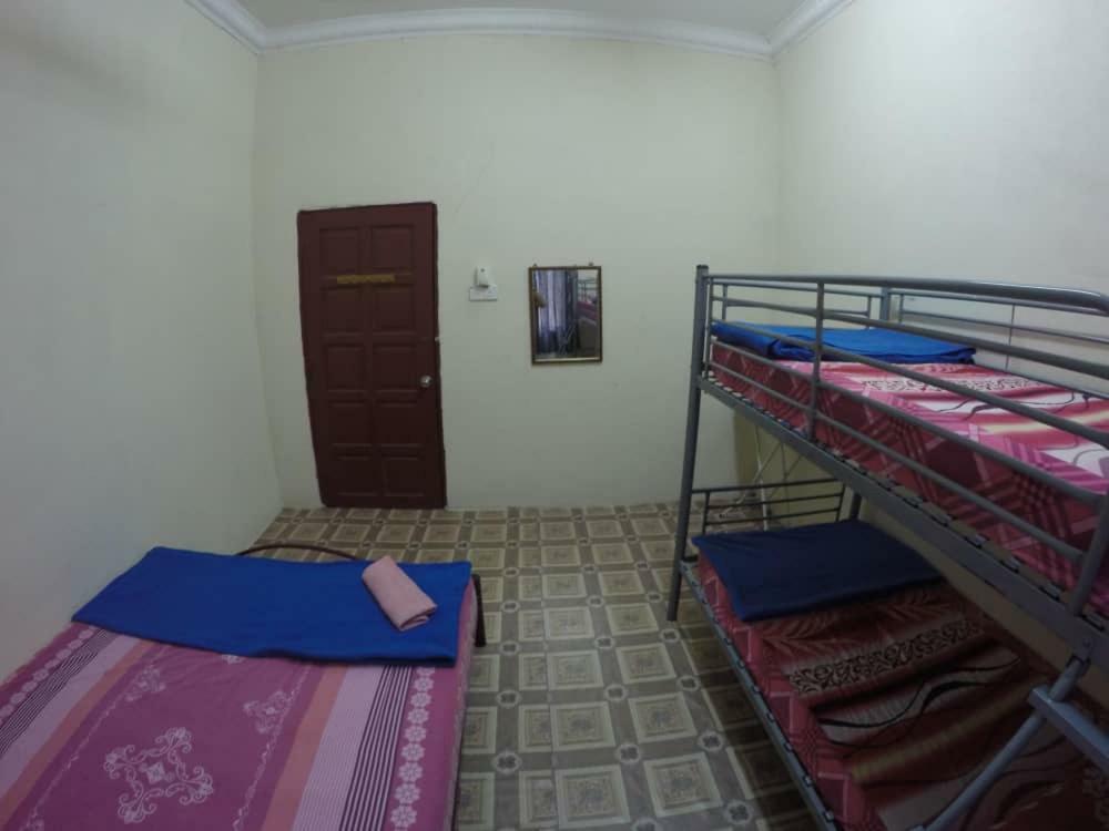 Homestay Tok Abah Kuala Besut Exterior foto
